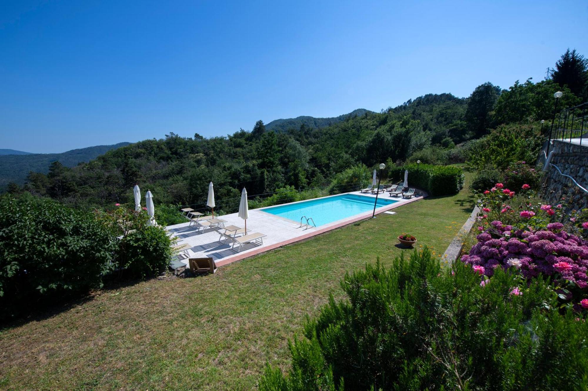 211 - Appartamento Acacia, Terrazza Giardino E Piscina Carro 外观 照片