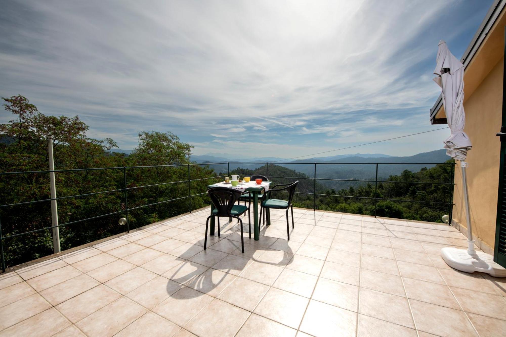 211 - Appartamento Acacia, Terrazza Giardino E Piscina Carro 外观 照片